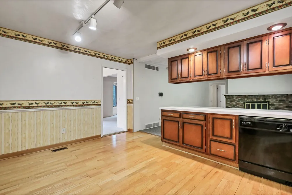 3417 Ginger Snap Lane Lansing City, MI 48911