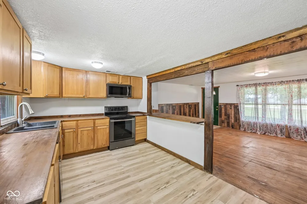 1100 Madison Frankton, IN 46044