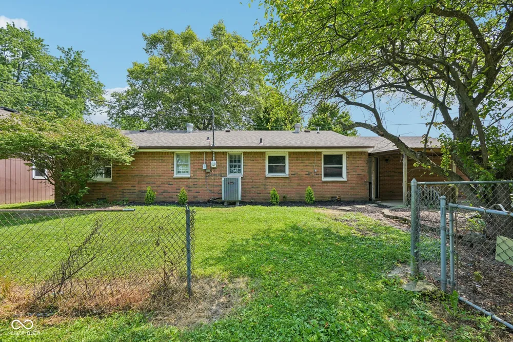 1100 Madison Frankton, IN 46044