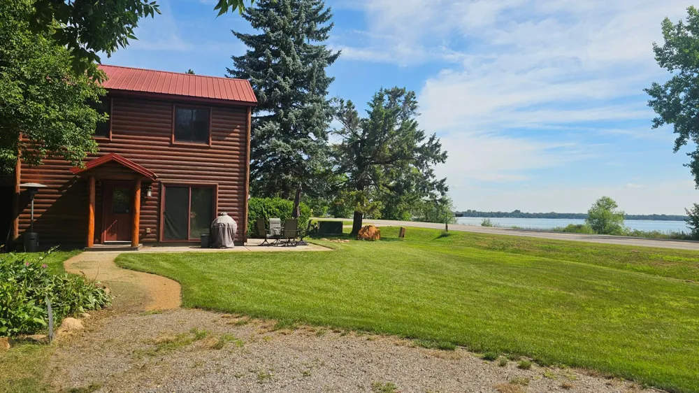 21225 County Road 8 Cold Spring, MN 56320
