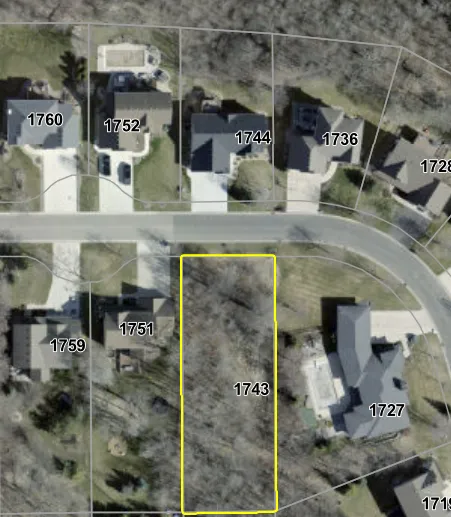 1743 Oakpointe Drive