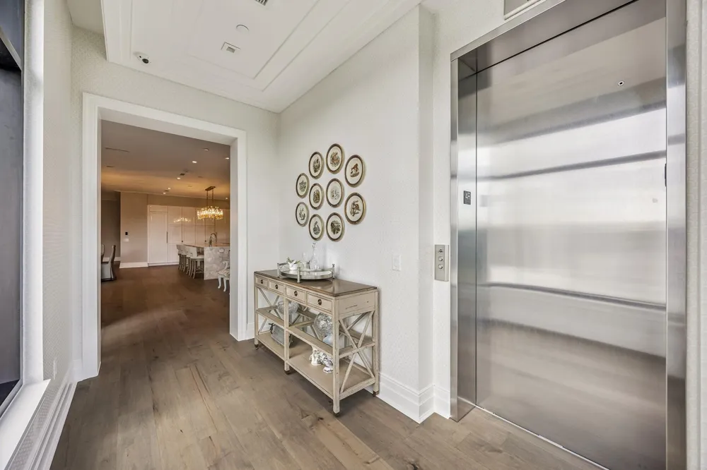 6017 Memorial Drive #406 Houston, TX 77007