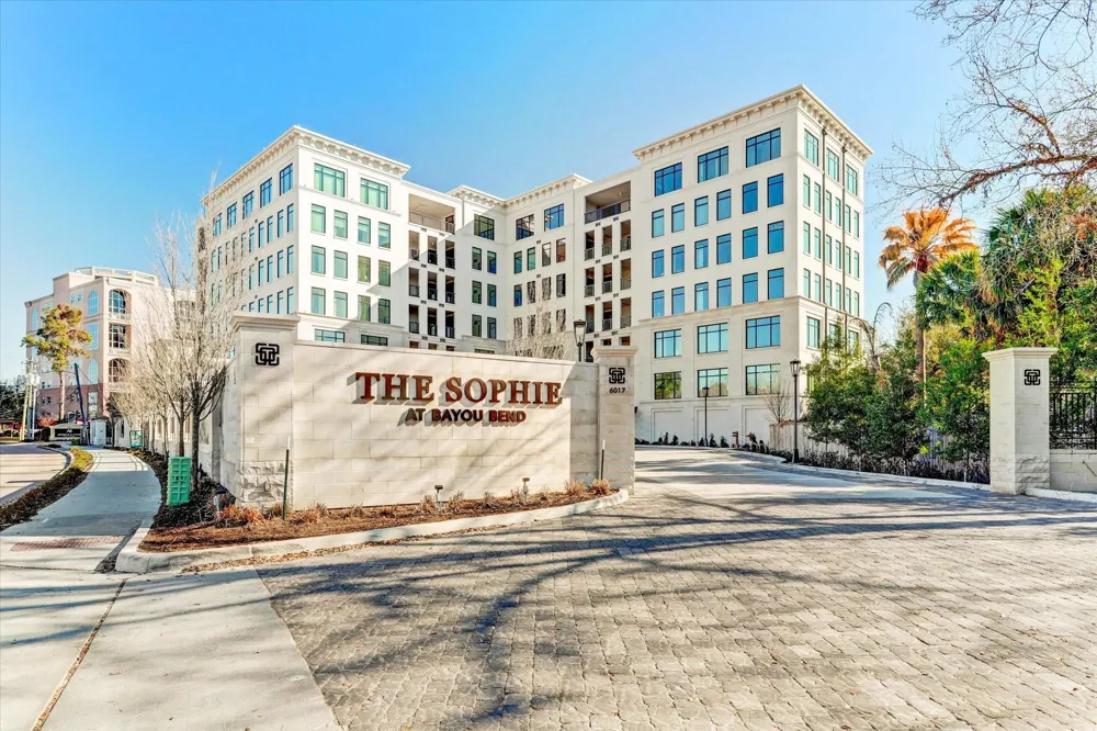 6017 Memorial Drive #406 Houston, TX 77007