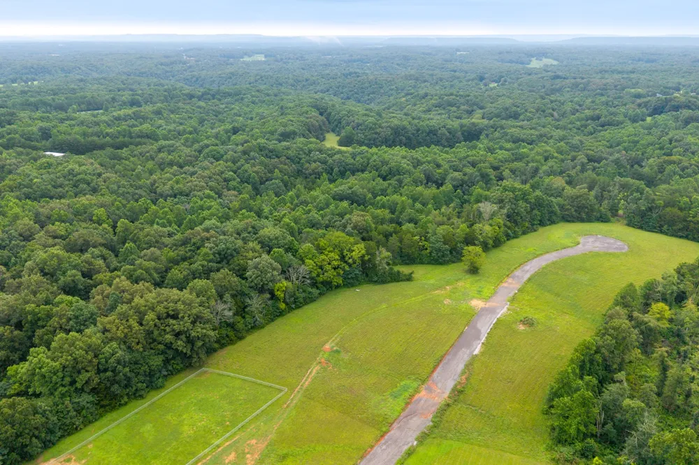 2 Johnson Chapel Rd Sparta, TN 38583
