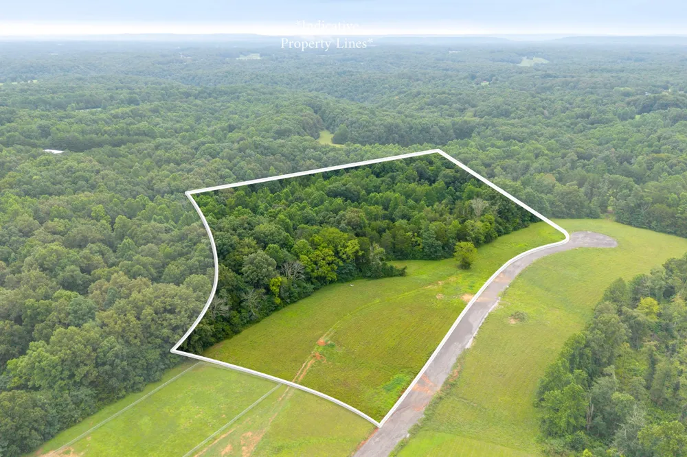 2 Johnson Chapel Rd Sparta, TN 38583