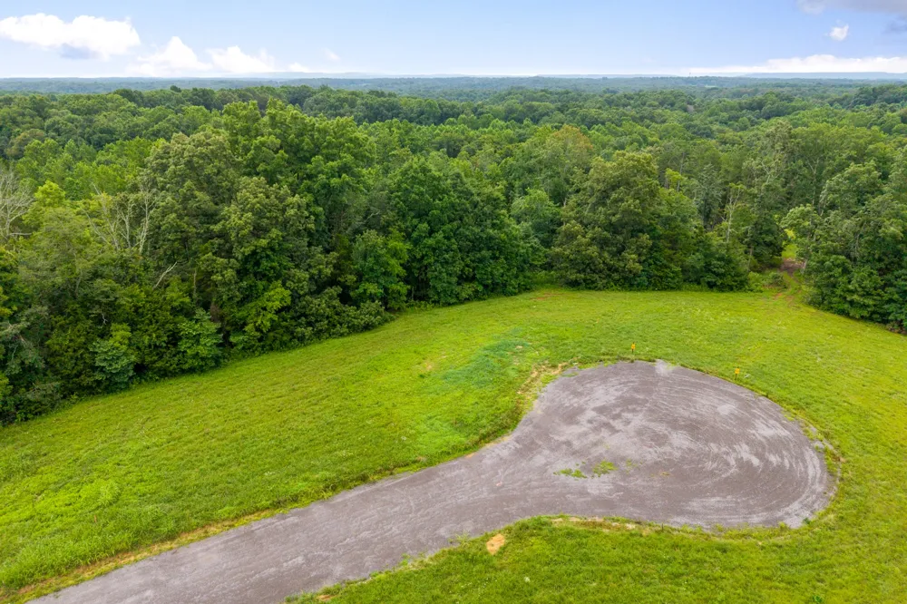 2 Johnson Chapel Rd Sparta, TN 38583