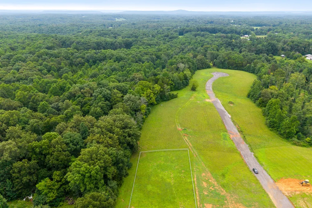 2 Johnson Chapel Rd Sparta, TN 38583
