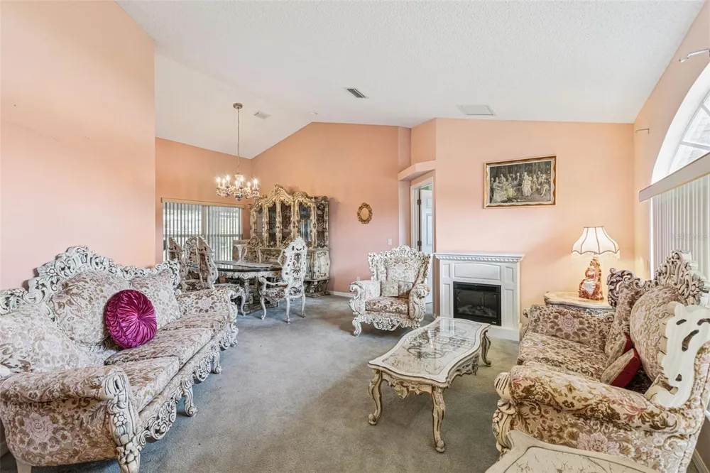 2270 CARSON LANE Deltona, FL 32738