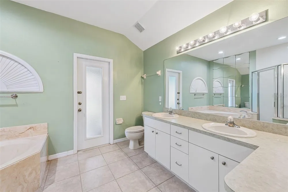 2270 CARSON LANE Deltona, FL 32738