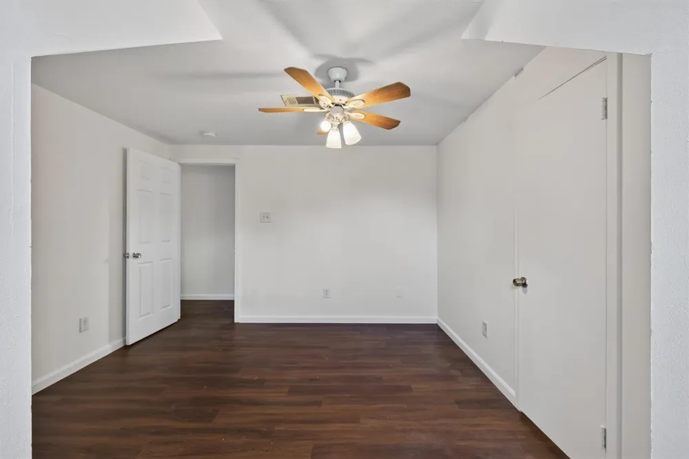 1406 Cedarbrook Court Seabrook, TX 77586