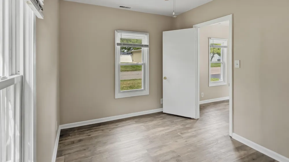 35553 Booth Westland, MI 48186
