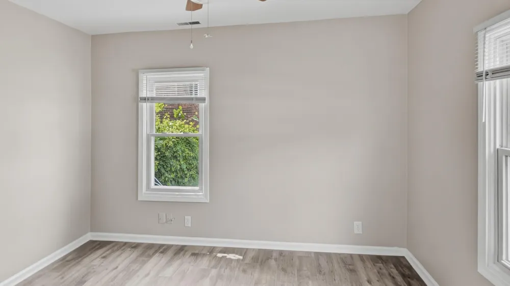 35553 Booth Westland, MI 48186