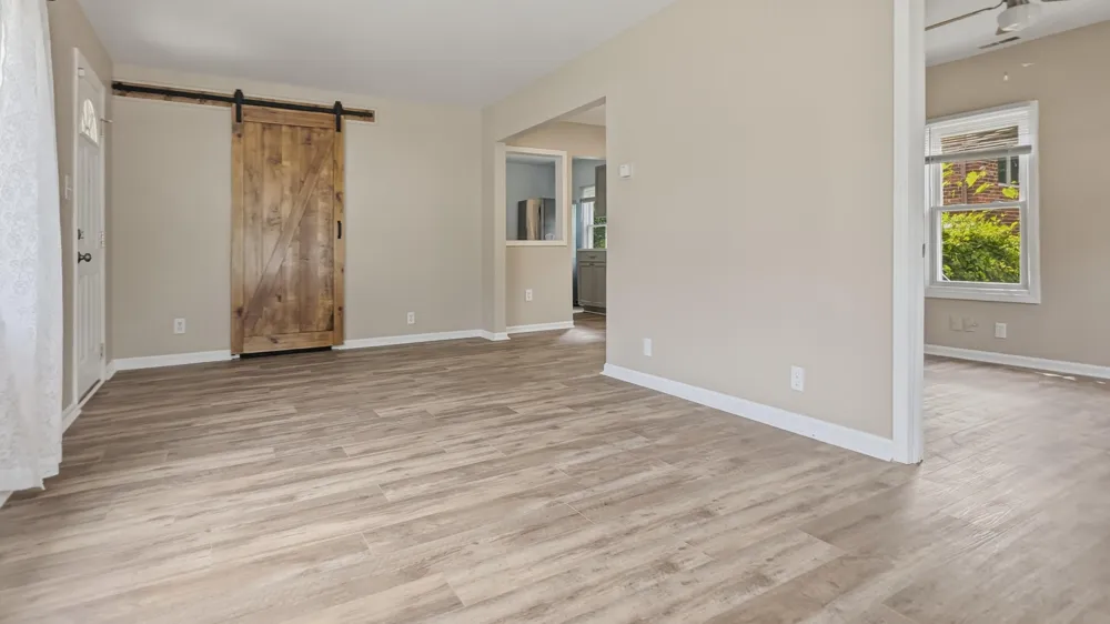 35553 Booth Westland, MI 48186