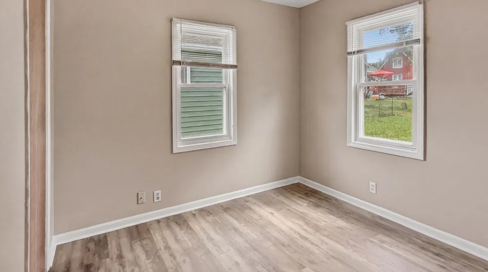 35553 Booth Westland, MI 48186