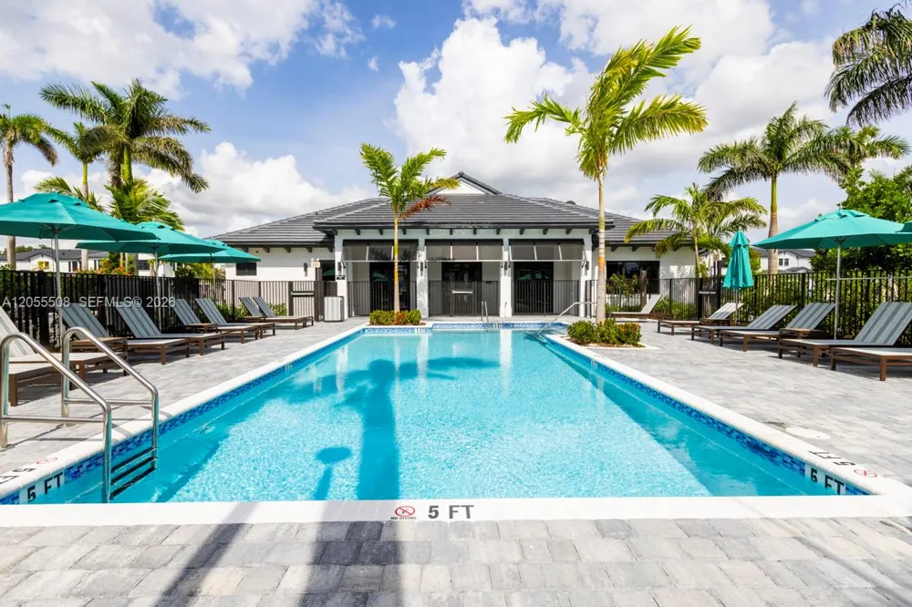 3000 Park Pl Dania Beach, FL 33312