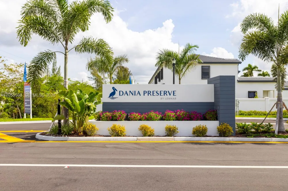 3000 Park Pl Dania Beach, FL 33312