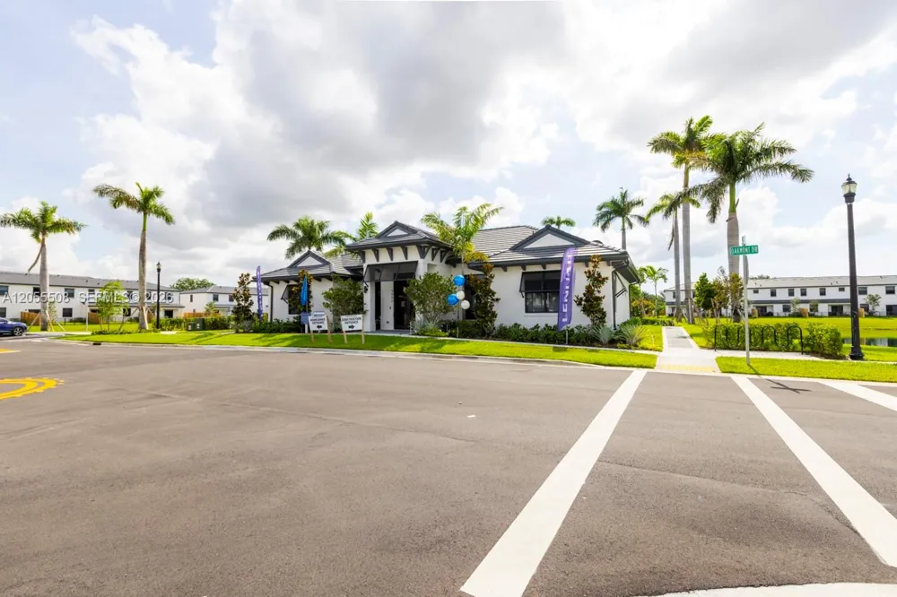 3000 Park Pl Dania Beach, FL 33312