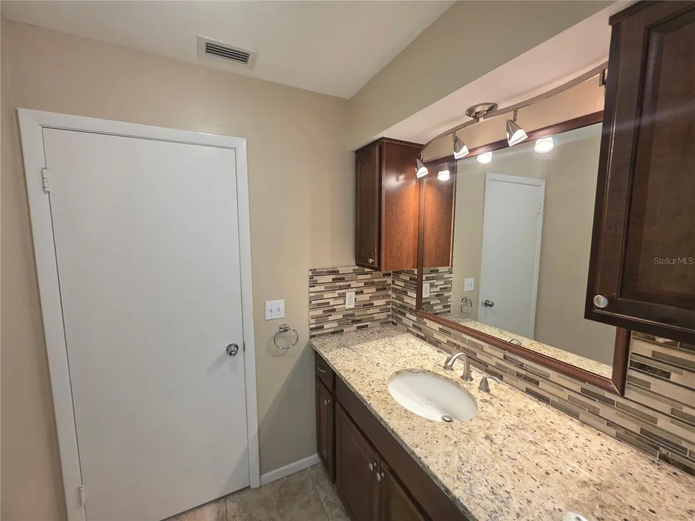 352 PINE TREE ROAD Venice, FL 34293
