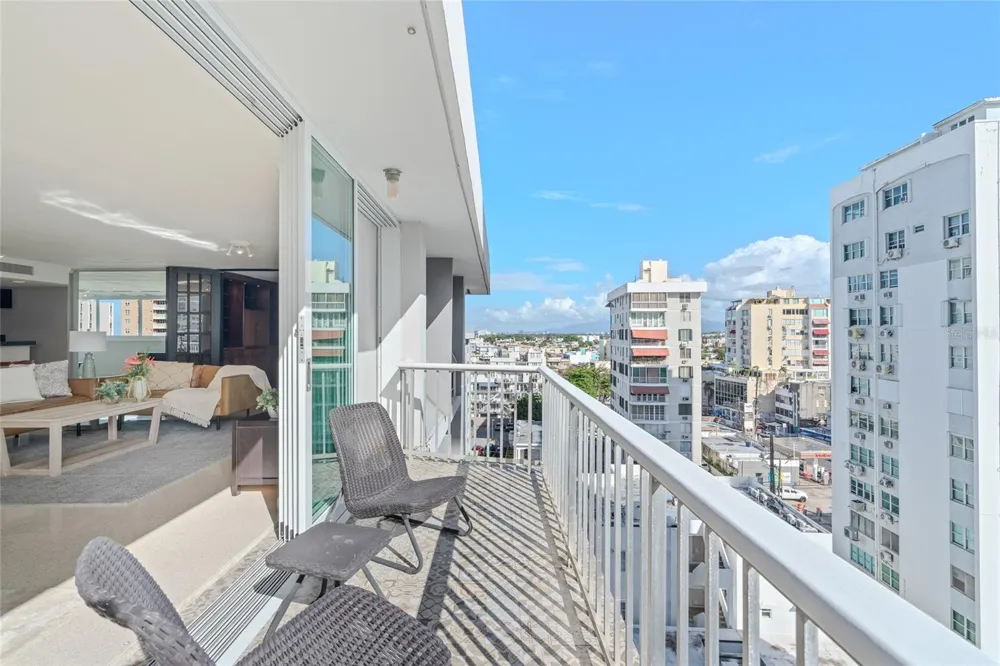77 KINGS COURT #802 San Juan, PR 00911