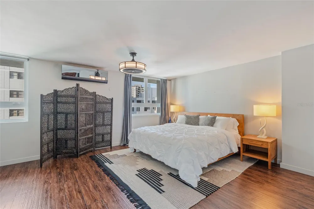 77 KINGS COURT #802 San Juan, PR 00911