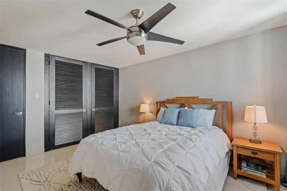 77 KINGS COURT #802 San Juan, PR 00911