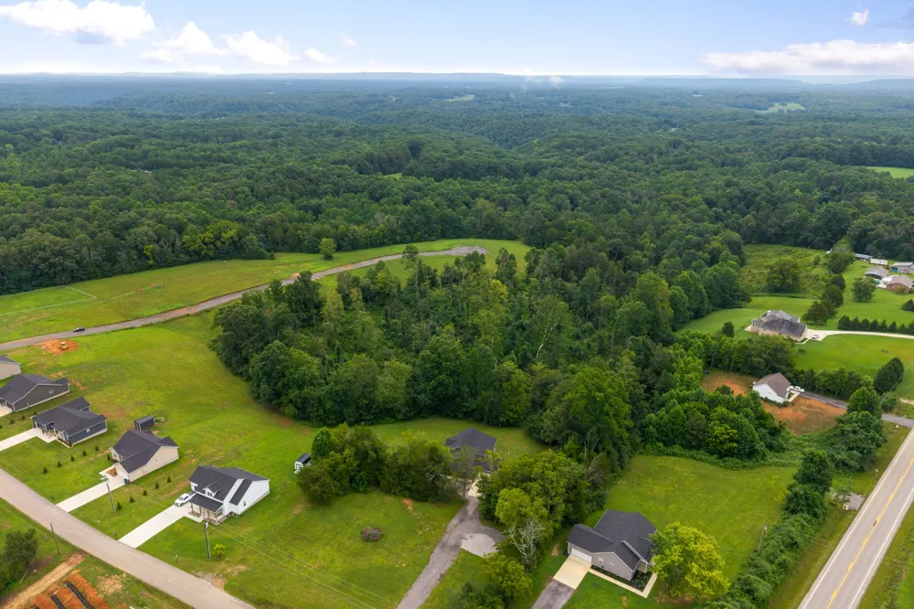 4 Johnson Chapel Rd Sparta, TN 38583