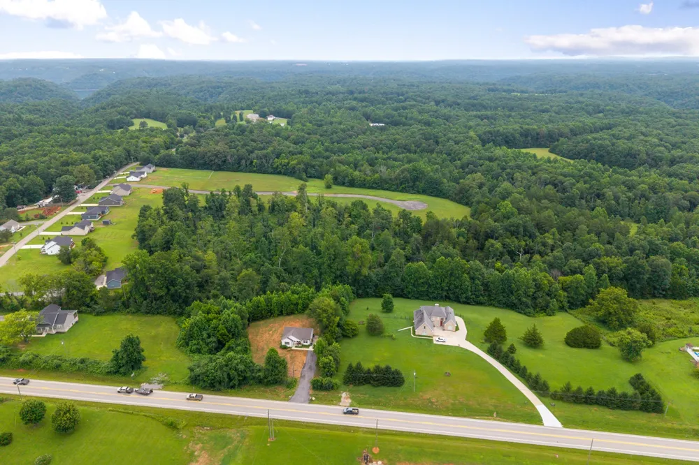 4 Johnson Chapel Rd Sparta, TN 38583