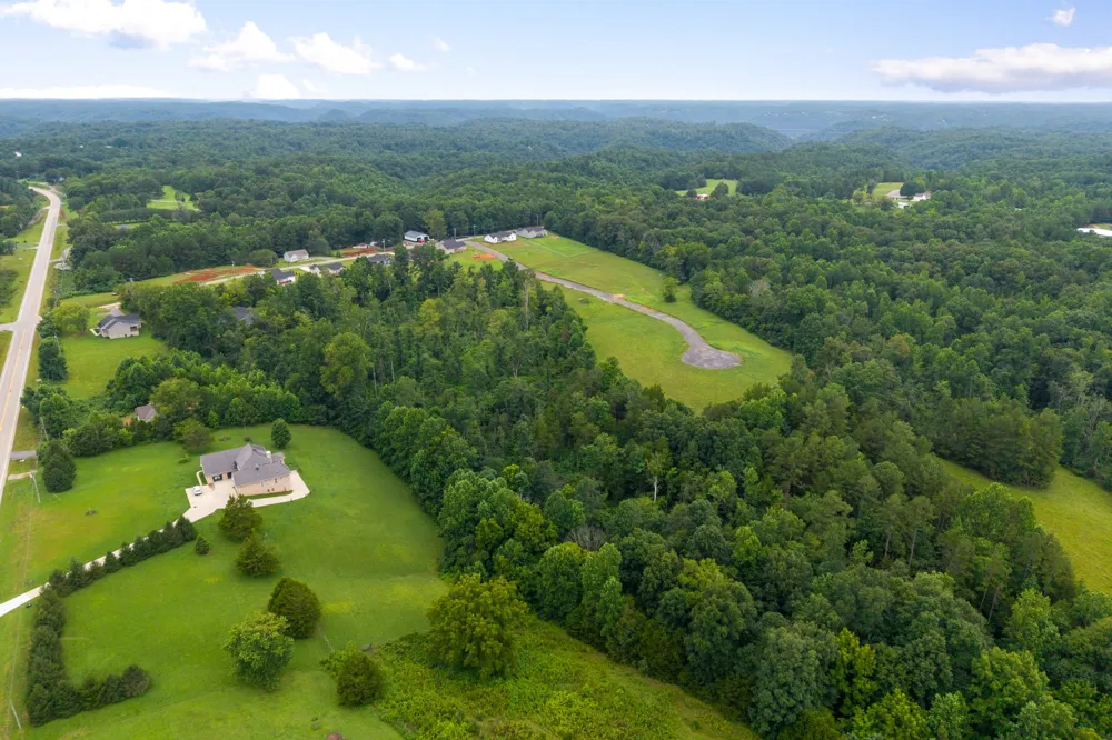 4 Johnson Chapel Rd Sparta, TN 38583