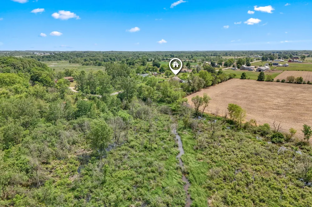 6180 S Hillsdale Road Hillsdale, MI 49242