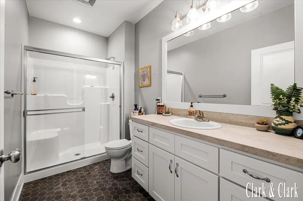 3155 Sandy Drive SW Wyoming City, MI 49418