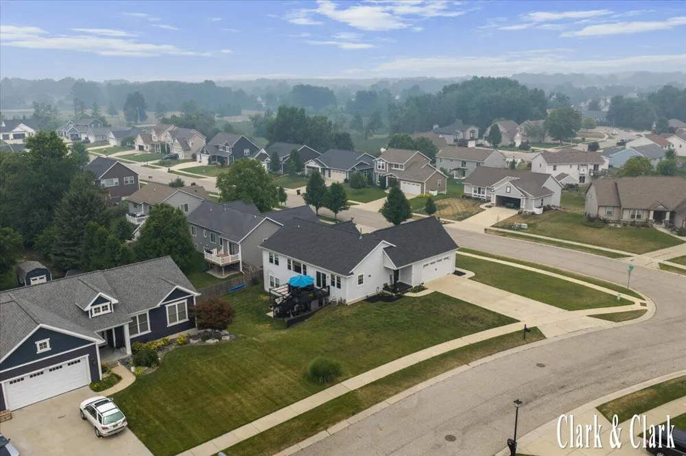 3155 Sandy Drive SW Wyoming City, MI 49418