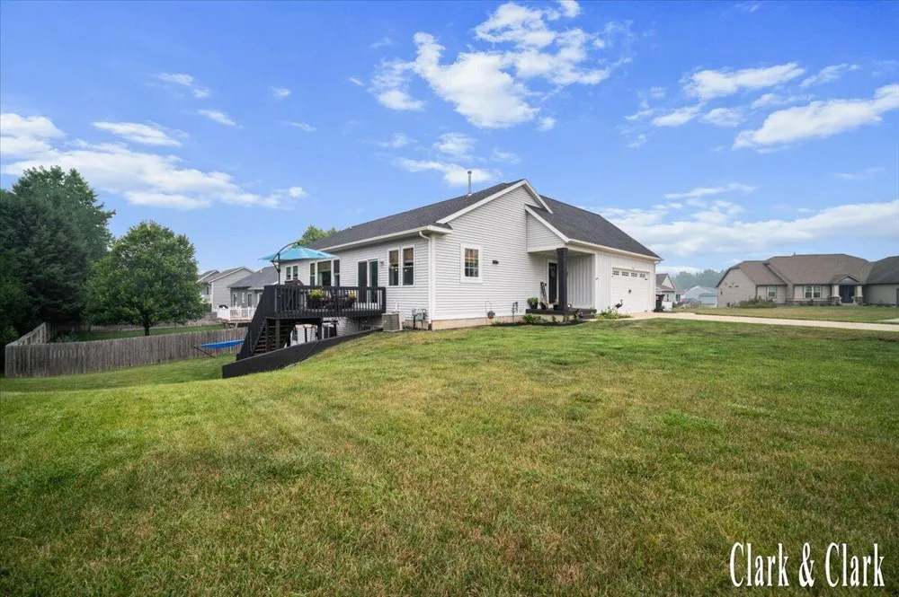 3155 Sandy Drive SW Wyoming City, MI 49418