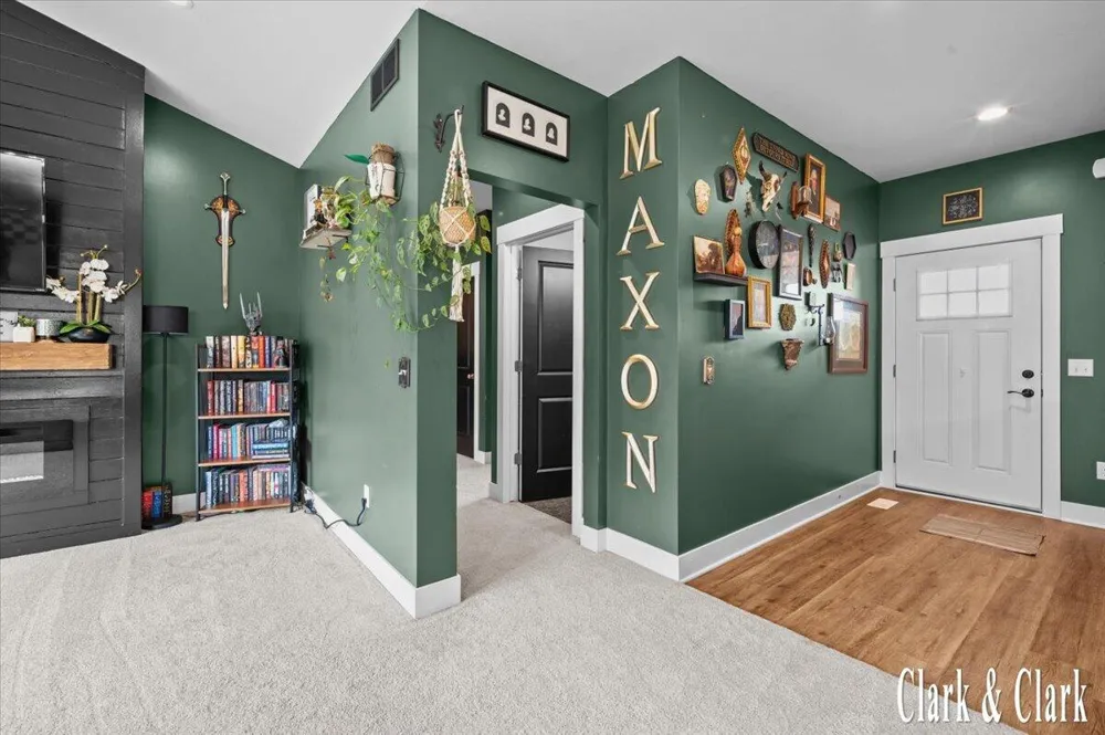 3155 Sandy Drive SW Wyoming City, MI 49418