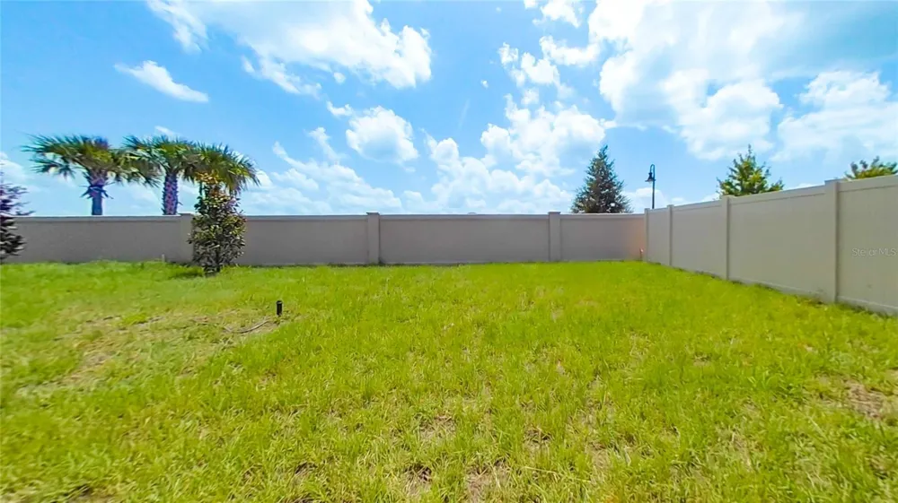 2526 AVEENO AVENUE Haines City, FL 33844
