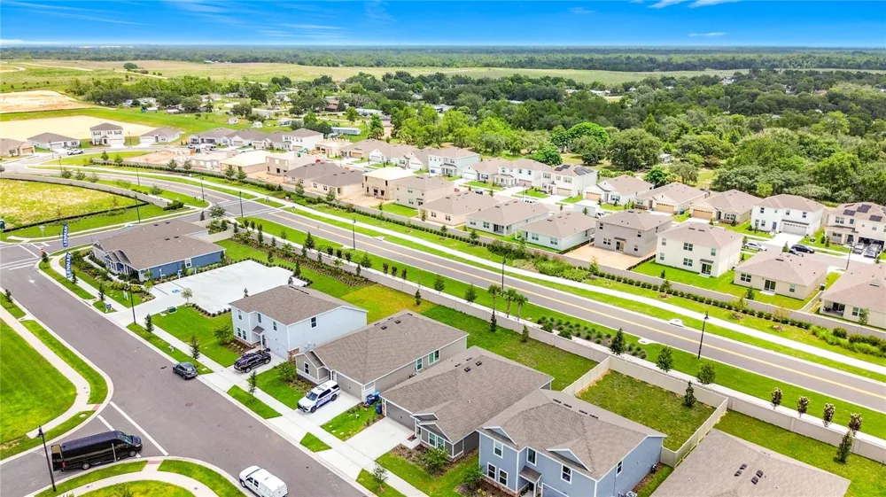 2526 AVEENO AVENUE Haines City, FL 33844