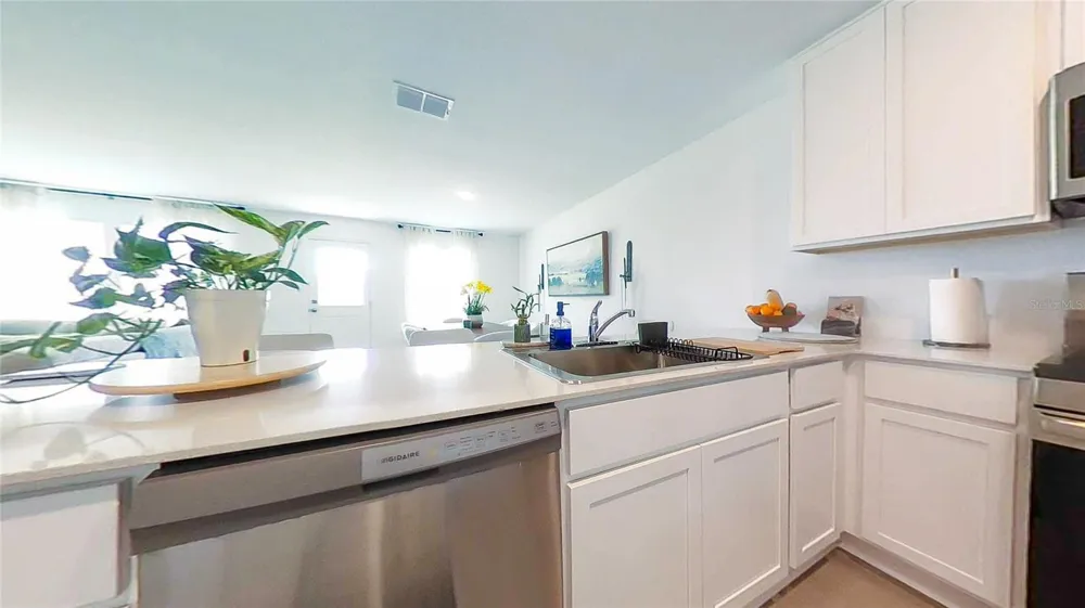 2526 AVEENO AVENUE Haines City, FL 33844