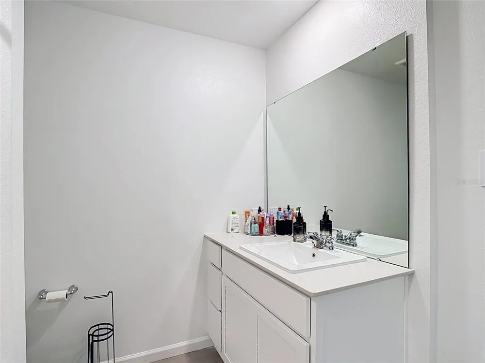2526 AVEENO AVENUE Haines City, FL 33844