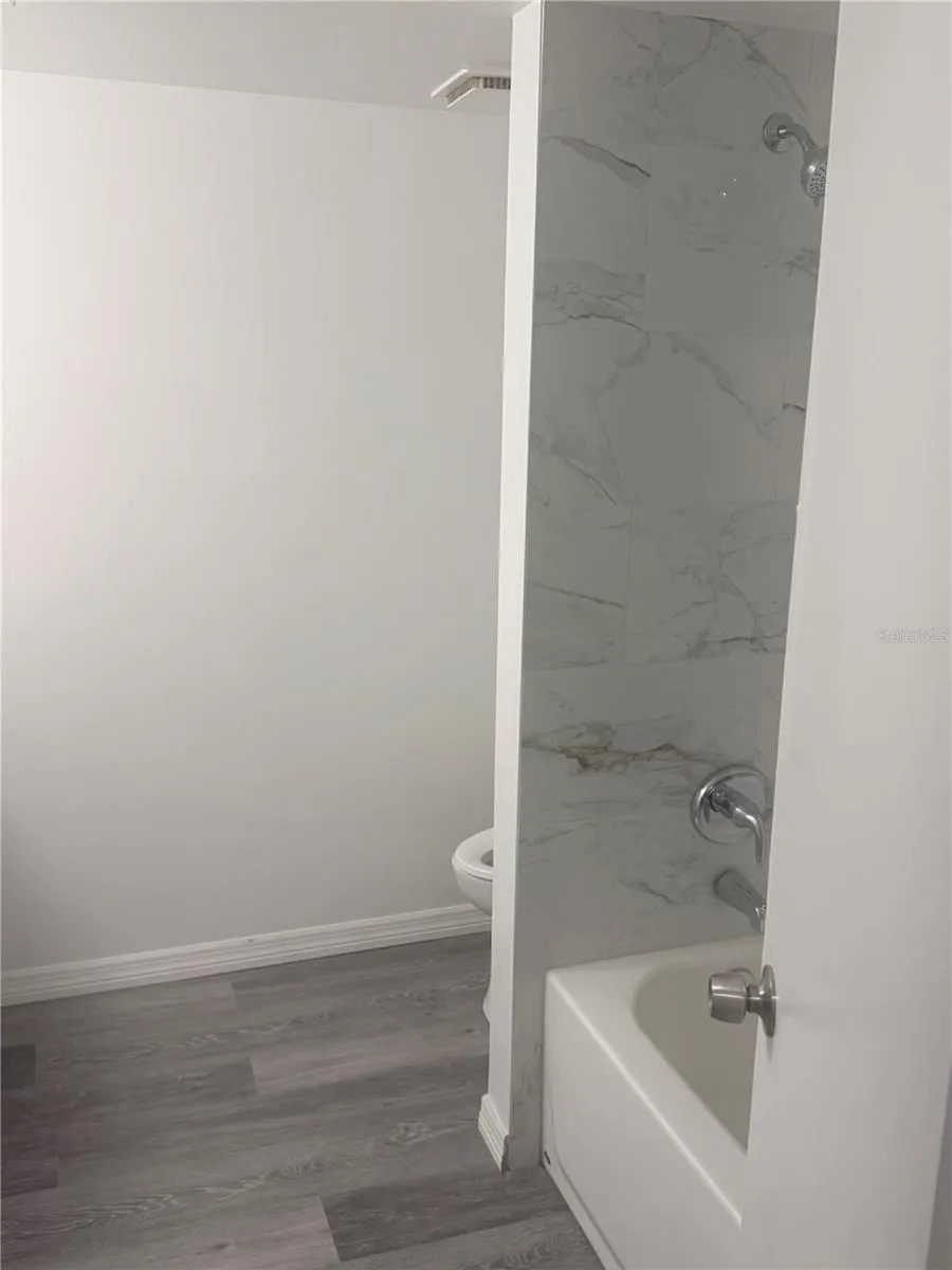 4530 LIGHTHOUSE CIRCLE #22 Orlando, FL 32808