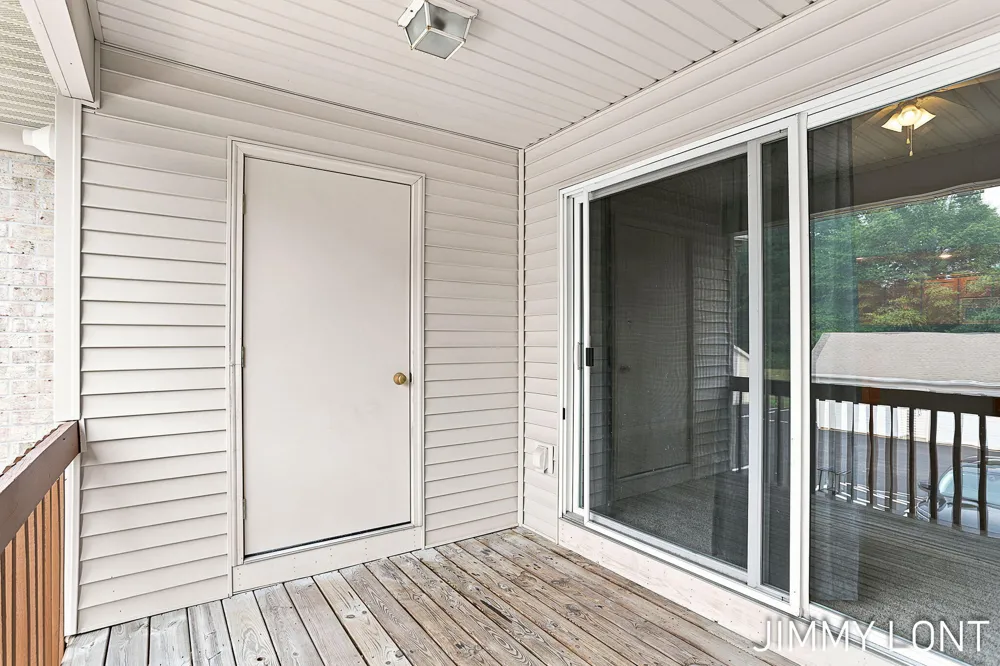 3074 W Crystal Waters Drive #8 Holland, MI 49424