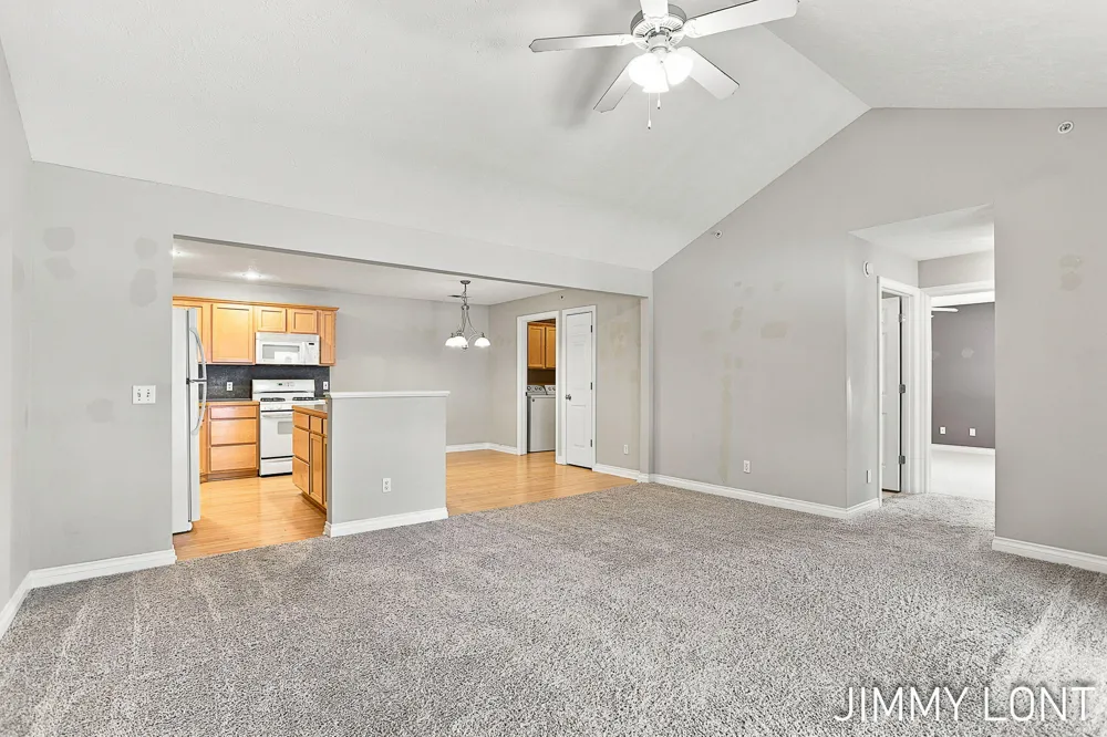 3074 W Crystal Waters Drive #8 Holland, MI 49424