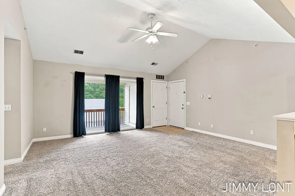 3074 W Crystal Waters Drive #8 Holland, MI 49424