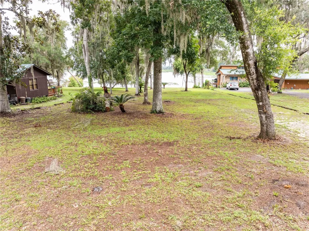 114 LITTLE ORANGE LAKE DRIVE Hawthorne, FL 32640