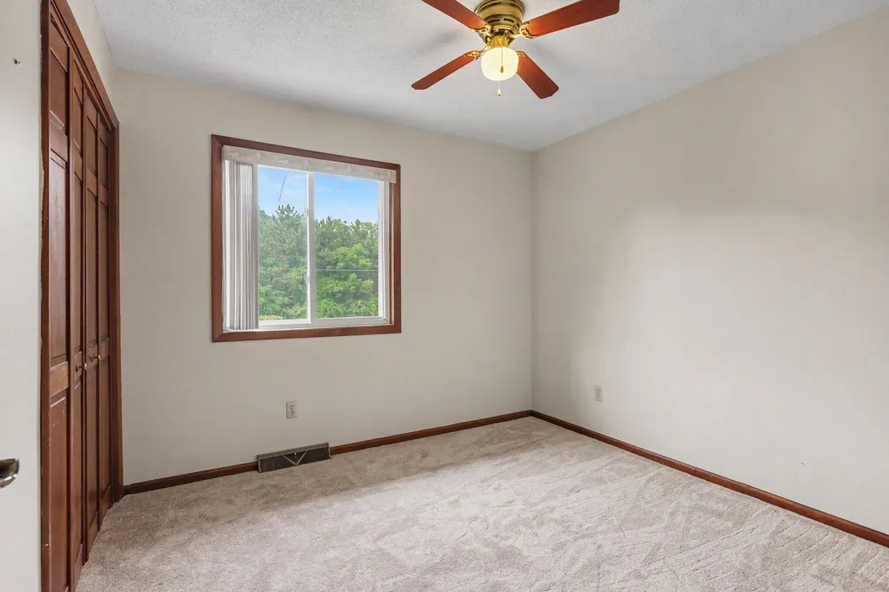 15378 Mcleans Spring Lake, MI 49456