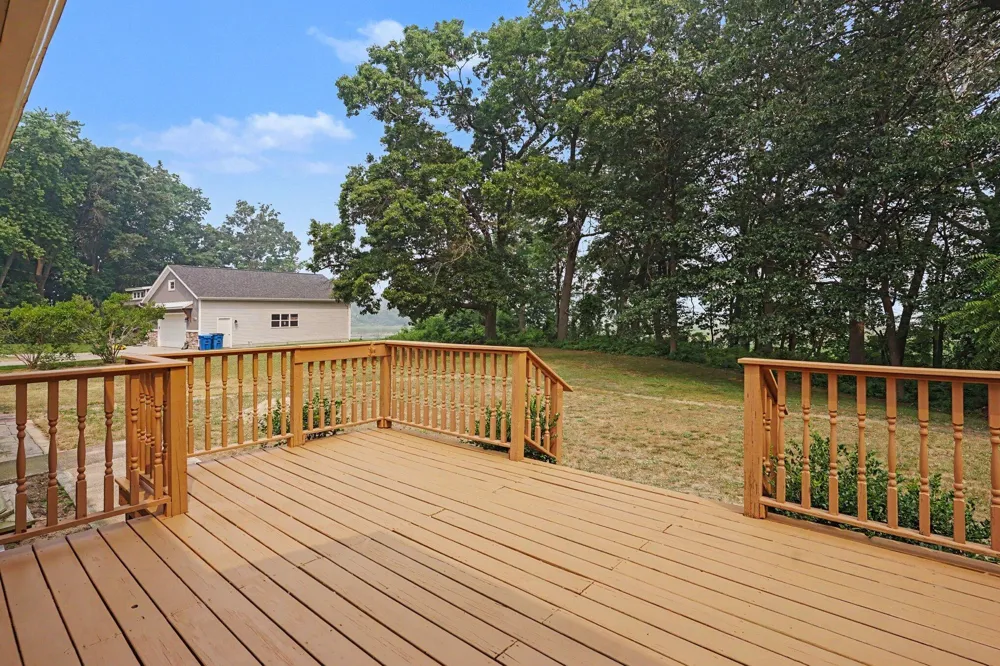 15378 Mcleans Spring Lake, MI 49456