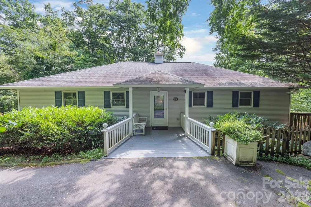 275 Allen Mountain Drive Black Mountain, NC 28711