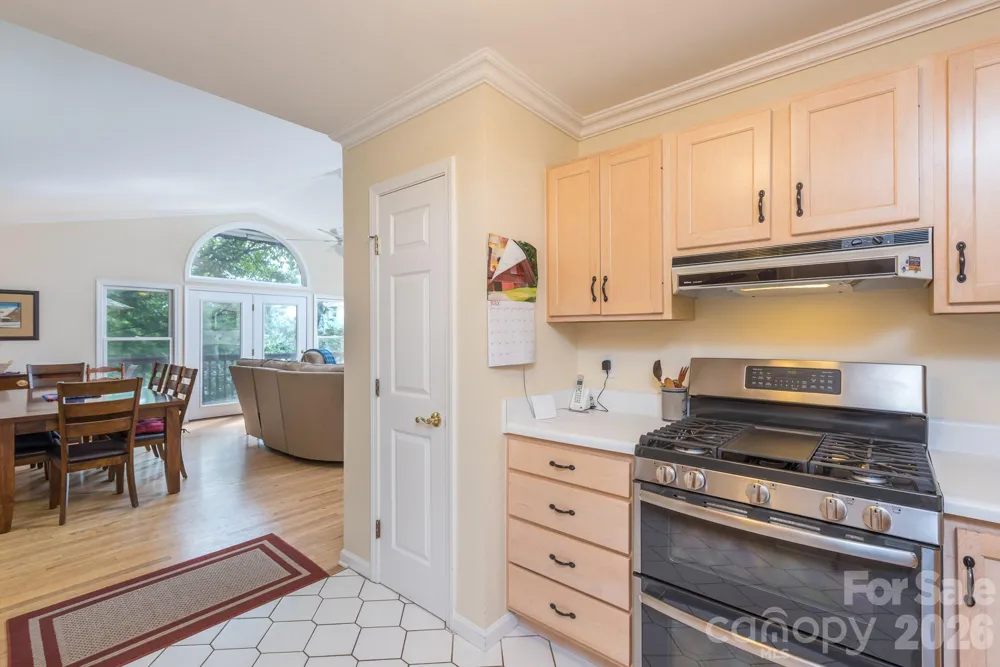 275 Allen Mountain Drive Black Mountain, NC 28711