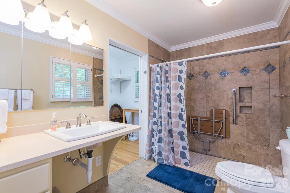 275 Allen Mountain Drive Black Mountain, NC 28711