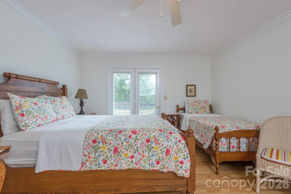 275 Allen Mountain Drive Black Mountain, NC 28711