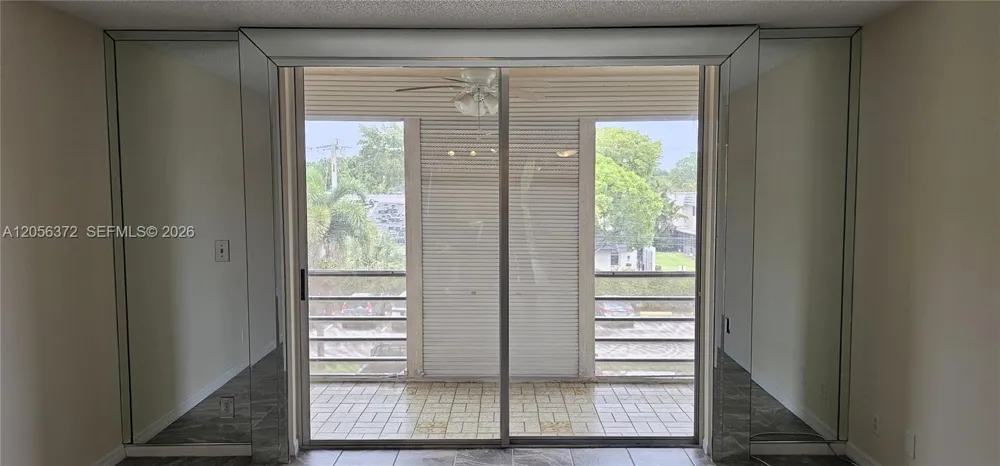 403 NW 68th Ave #309 Plantation, FL 33317