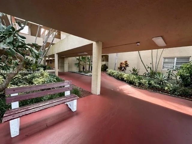 403 NW 68th Ave #309 Plantation, FL 33317